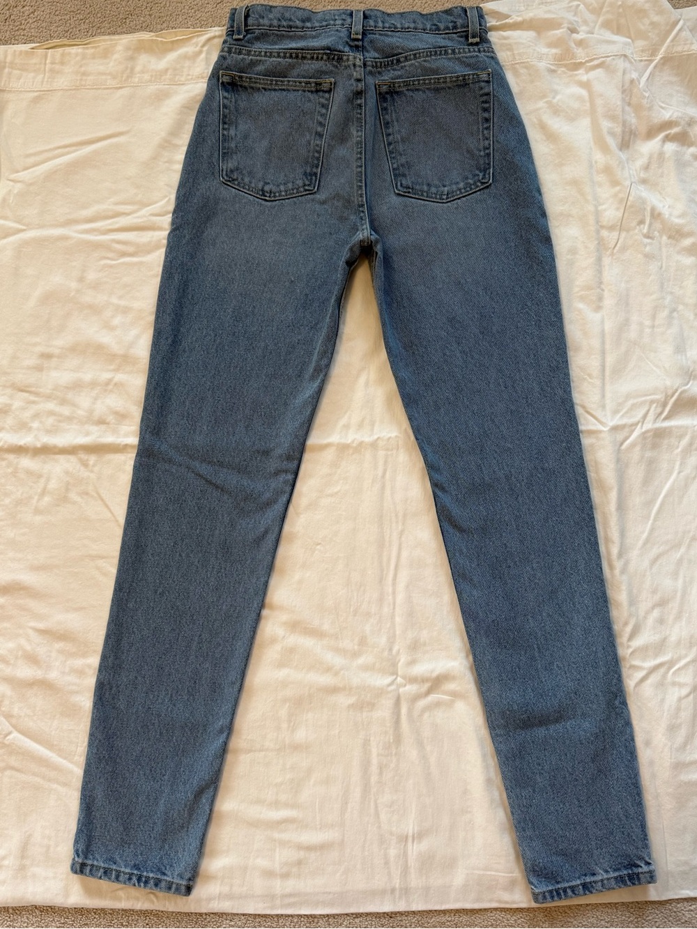 American Apparel High-Waisted Jeans – Size 28 - Picture 3 of 3